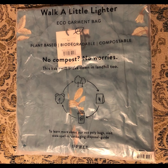 Spell Atrium Embroidered Robe - Picture 10 of 11